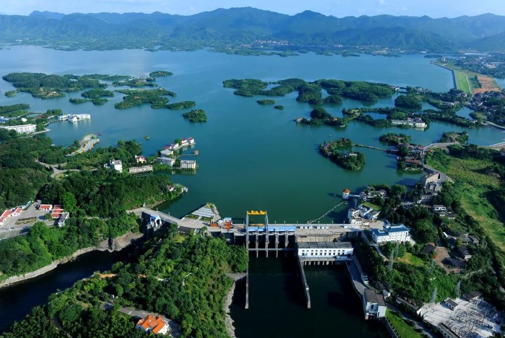 荆楚大地,湖北——历史文化的瑰宝与现代发展的交汇点