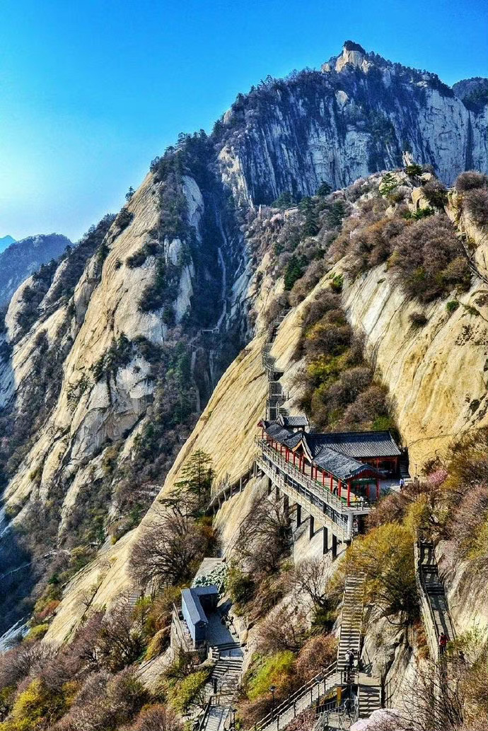 陕西，向尊敬的听众朋友们问好！